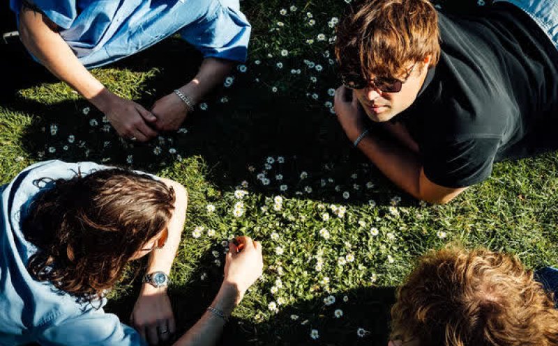 Daisy Chain