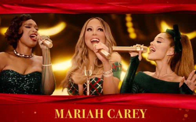 Oh Santa! (feat. Ariana Grande & Jennifer Hudson)