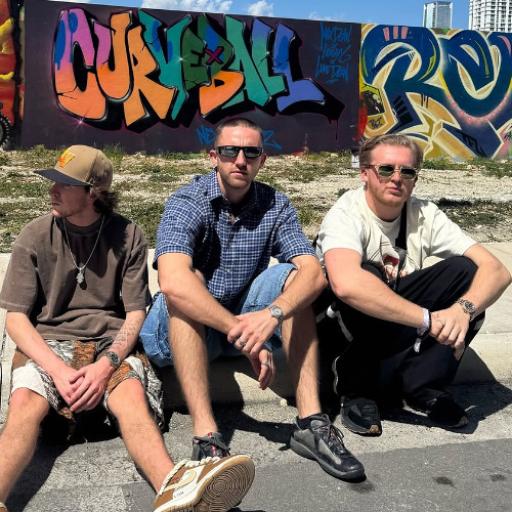 Max Dean, Luke Dean, Locky